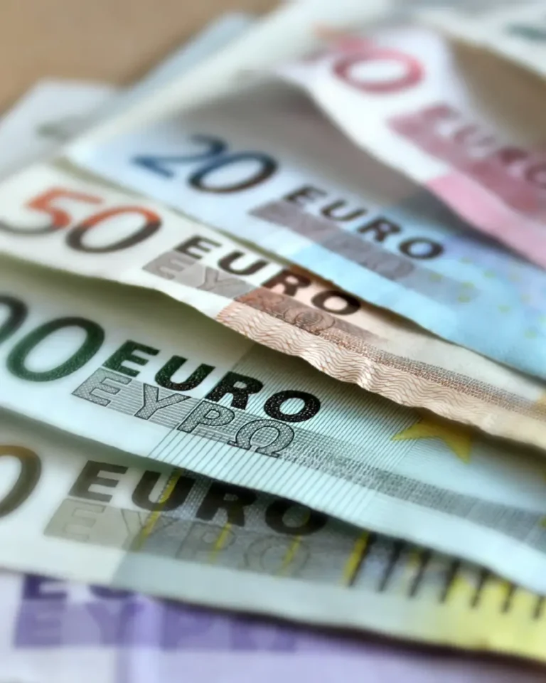 Marking Flags cost efficiency Image description